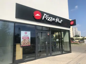 Pizza Hut Korfantego Katowice: Adres, godziny i jak zamówić pizzę?