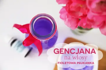 Fioletowa płukanka do włosów z różową wstążką i kwiatami. Zobacz efekty!
