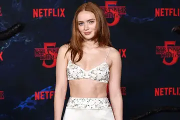 Sadie Sink, znana z filmów i seriali, w tym "Stranger Things", na premierze.