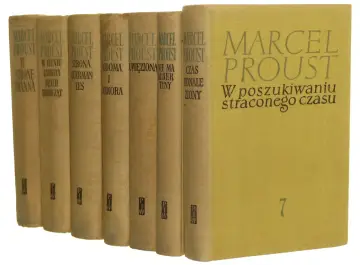 Siedmiotomowe wydanie "W poszukiwaniu straconego czasu" Marcela Prousta.