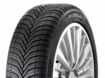 Opona całoroczna Michelin CrossClimate na feldze. Wyniki testu opon całorocznych potwierdzają jej wszechstronność.