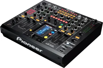 Profesjonalny mikser DJM-2000 Pioneer. Ten sprzęt to marzenie każdego DJ-a, który chce tworzyć niesamowite sety.