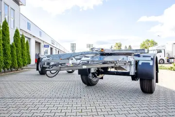 Naczepa BDF co to jest? Odkryj zalety i zastosowanie w transporcie