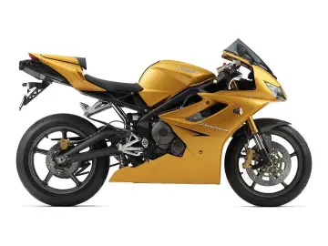 Złoty motocykl Triumph Daytona 675. Dane techniczne tego sportowego jednośladu zachwycają.