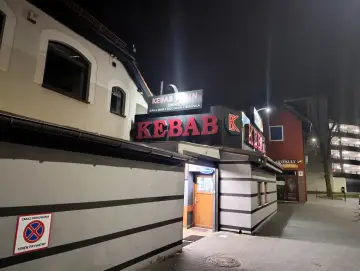 Kebab Inn Rybnik: Czy to najlepszy kebab? Menu, dostawa, opinie