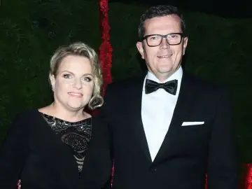 Marcin Bosacki i jego żona na gali. Elegancka para, choć plotki o romansie krążą.