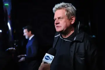 Kazik Staszewski, znany z walki z chorobą, udziela wywiadu dla TVN24.