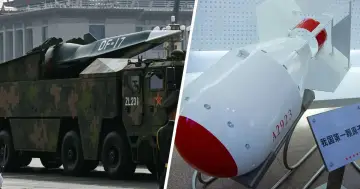 DF-17 na wyrzutni i model bomby wodorowej.
