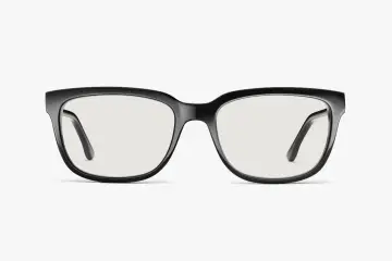 Eleganckie, czarne okulary na migrenę z szerokimi oprawkami.