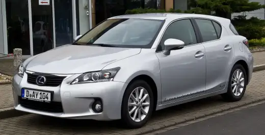 Lexus 200h - czy warto? Co sprawdzić przed zakupem?