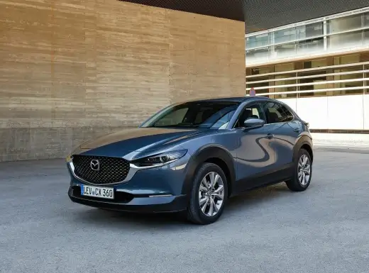 Mazda CX-30 - Czy warto kupić? Poznaj jej wady!