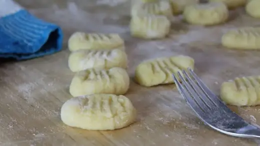 Gnocchi selber machen – So gelingen sie perfekt & locker!