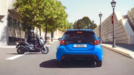 Instrukcja Toyota Yaris: Pobierz PDF online za darmo