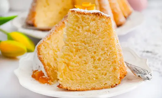 Babka z mascarpone - przepis na wilgotne ciasto bez zakalca