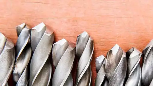 Mettre un foret dans une perceuse - Le guide complet