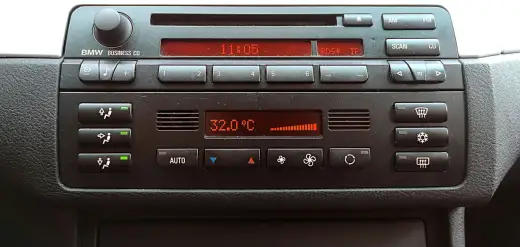 Zimne powietrze z nawiewów? Sprawdź 5 przyczyn i jak to naprawić