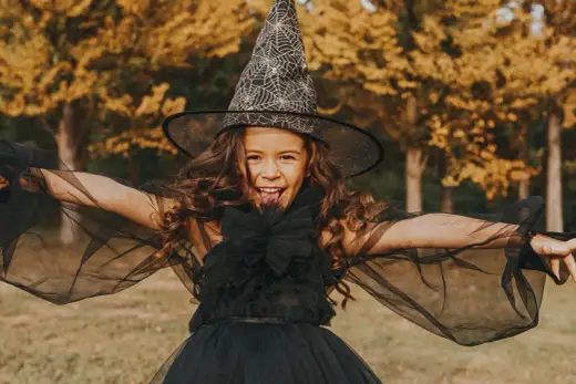 Strój na Andrzejki dla dziecka: pomysły DIY, inspiracje i porady
