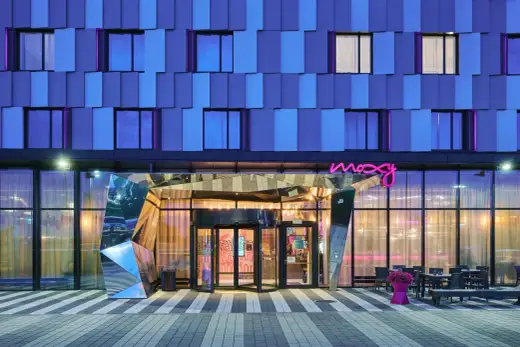 Moxy Katowice Airport - Czy to hotel dla Ciebie? Sprawdź!