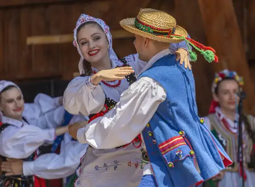 Polskie tańce narodowe - Jak je rozpoznać i zrozumieć?