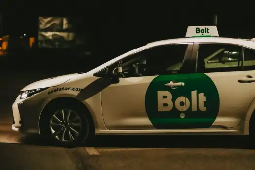 Praca Bolt - Zarobki, wymagania, koszty. Czy się opłaca?