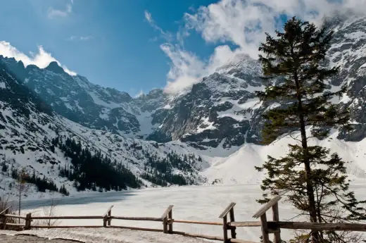 Morskie Oko zimą - Lawina? Jak bezpiecznie planować wyjście