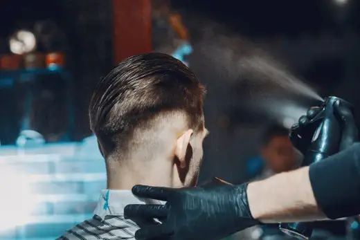 Undercut - modna fryzura męska. Jak dobrać i utrzymać?