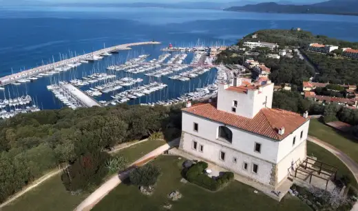 Cosa vedere a Punta Ala tra mare, castello e marina
