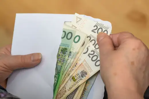 Renta rodzinna po mężu: Jak przejść na emeryturę? Poradnik