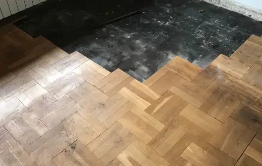 Usuwanie subitu z podłogi - Ile kosztuje i jak nie przepłacić?
