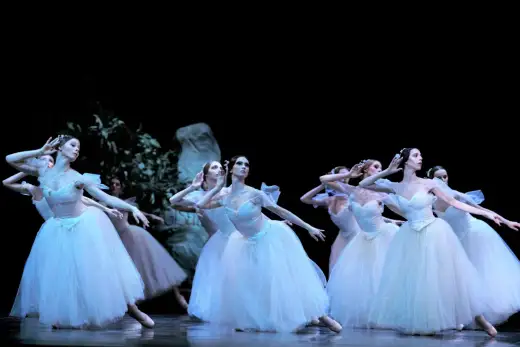 Giselle - balet romantyczny. Jak go oglądać?