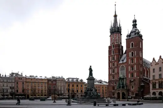 Ile kościołów jest na Starym Mieście w Krakowie? Zaskakujące liczby!