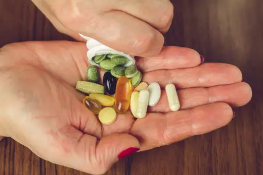 Niedobór witaminy A - objawy, dieta i bezpieczna suplementacja