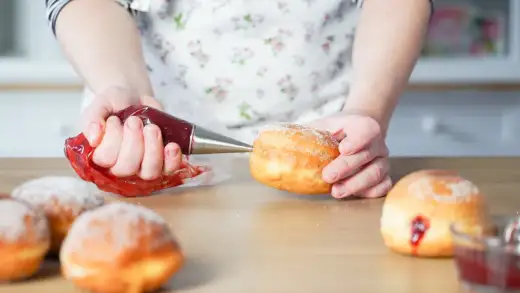Bolas de Fraile - So gelingen südamerikanische Krapfen perfekt!