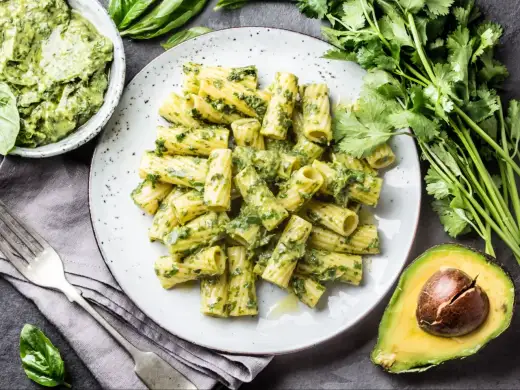 Makaron z pesto ze słoika - Jak zrobić idealny, kremowy sos?