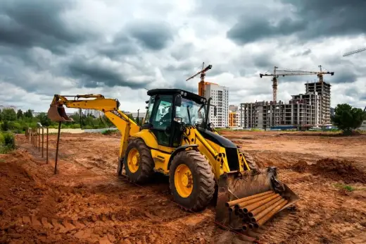 Jaki olej hydrauliczny do koparki? Uniknij kosztownych błędów