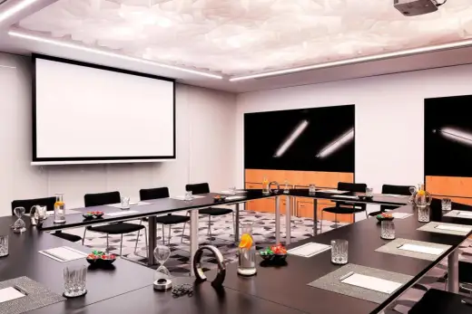 Renaissance Warsaw Airport Hotel - Czy to Twój wybór?