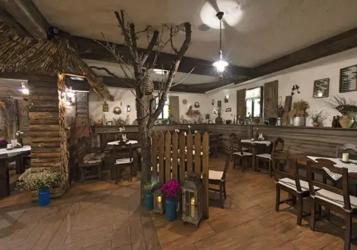 Gdzie zjeść w Białej Podlaskiej? Odkryj najlepsze restauracje!