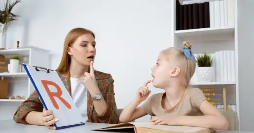 Dziwne zachowanie 10-latka - kiedy to norma, a kiedy alarm?