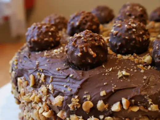 Krem Ferrero Rocher do tortu - przepis, proporcje i błędy