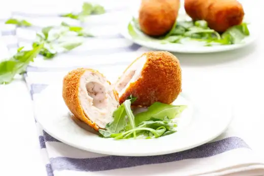 Kotlet de volaille - idealny przepis bez wycieku masła