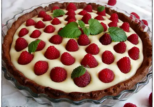 Tarta z mascarpone i białą czekoladą przepis Kwestia Smaku