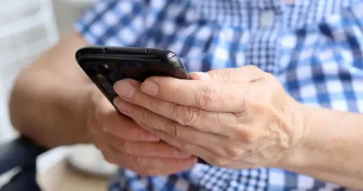 Jak namierzyć wyłączony telefon? Sprawdź fakty i mity