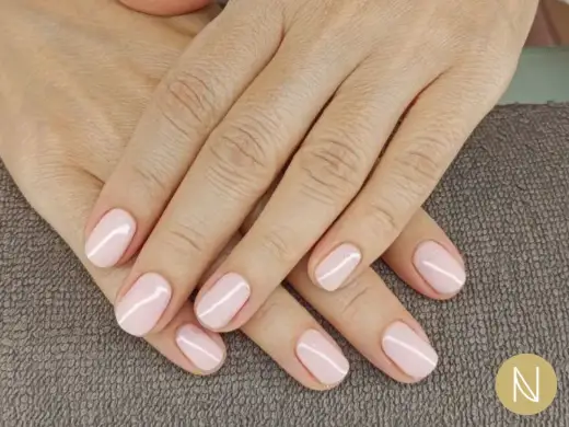 Unghie corte perfette - Forme, colori e consigli utili