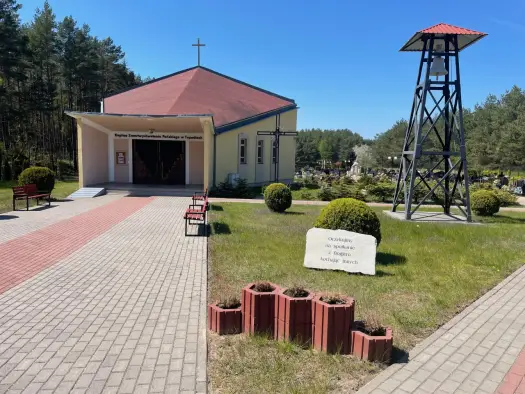 Kościół Jastrzębia Góra: Msze, Historia, Adres | Twój Przewodnik