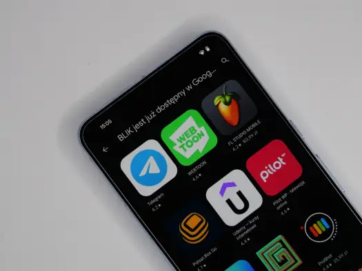 BLIK w Google Play - jak płacić i zasilać konto?