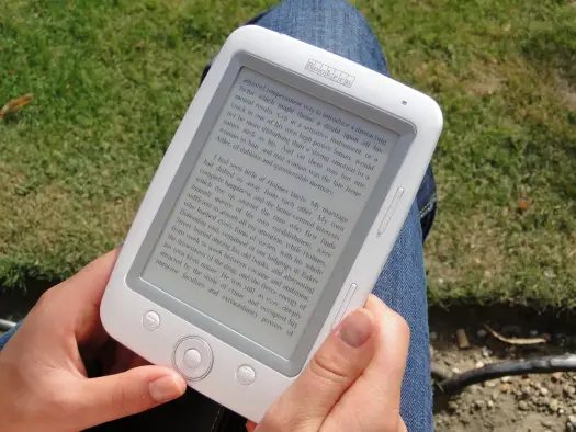 Najlepsze aplikacje do czytania książek na telefonie