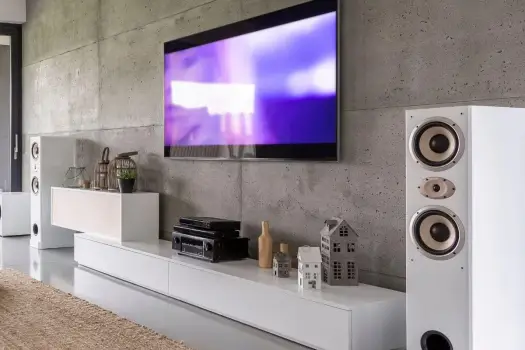 Jak podłączyć kino domowe do telewizora i dekodera? - Poznaj 3 sposoby