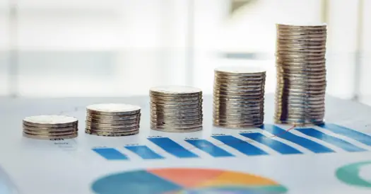 Deficyt budżetowy - Jak wpływa na Twoje podatki i pensję?