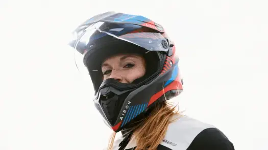 Jaki kask na turystyczne enduro – wybierz najlepszy model dla siebie