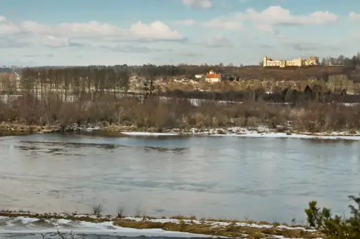 Mięćmierz - przewodnik po osadzie, wiatraku i widokach